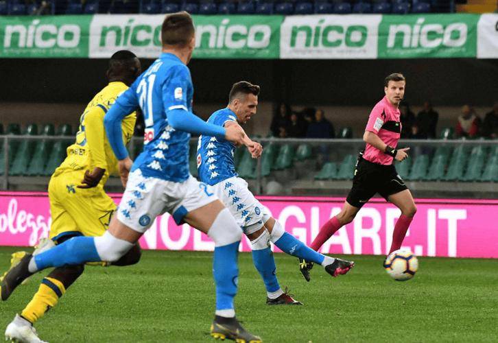 星空体育官网-关于赛地聚焦——法国杯今夜热度飙升；皇家马德里防线松动；态度坚定；身体对抗强度拉满的信息