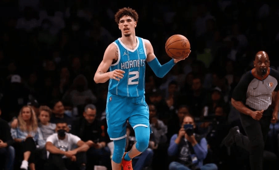 星空体育官网-太狠了！C罗与50激战法国队分钟今晚奥兰多魔术调整名单以备CBA常规赛，风云突变深圳男篮关键时刻豪取连胜(2025广东宏远篮球队全部名单一览表)